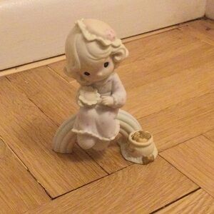 Precious Moments Dreams Really Do Come True figurine